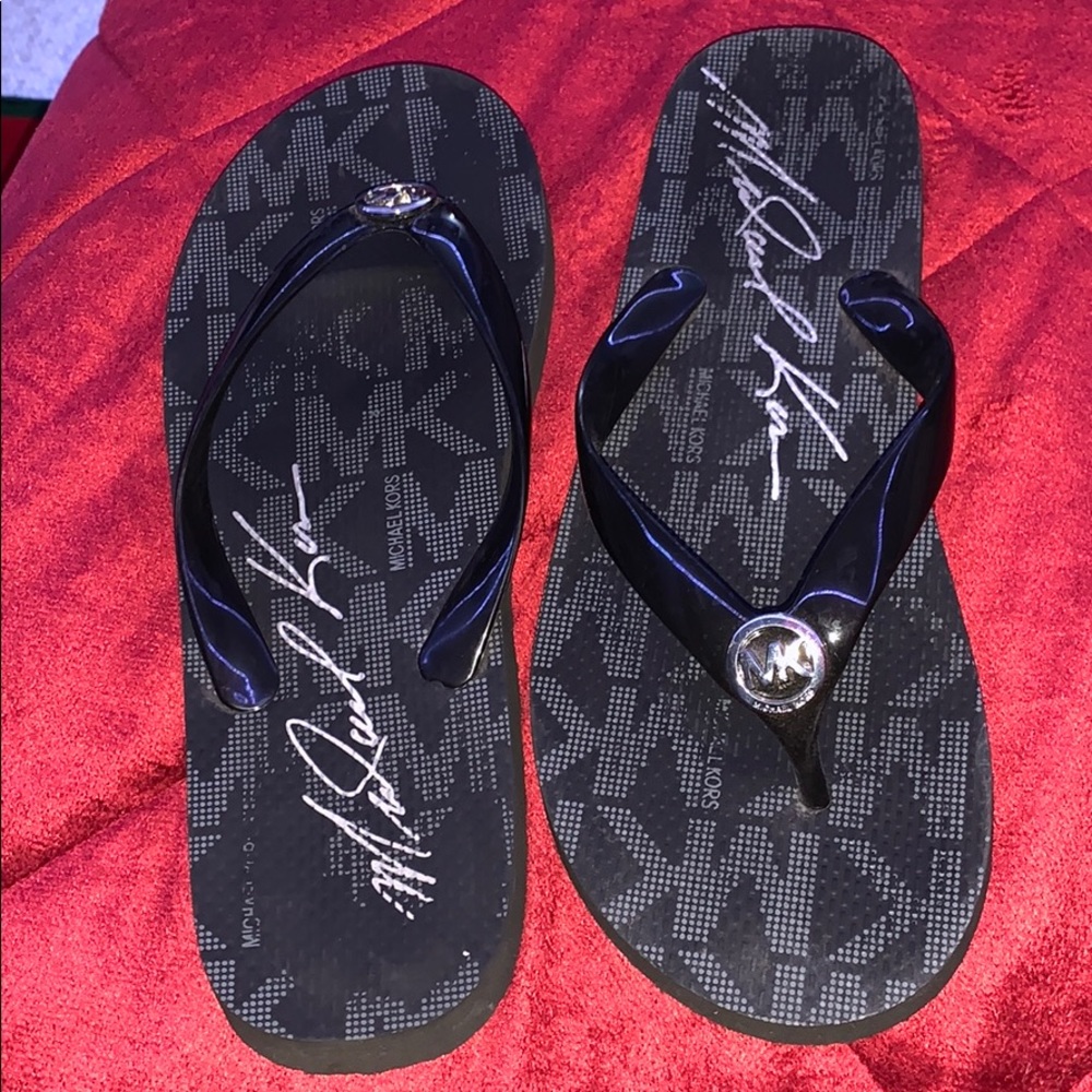 Michael Kors flip flops - Picture 1 of 2